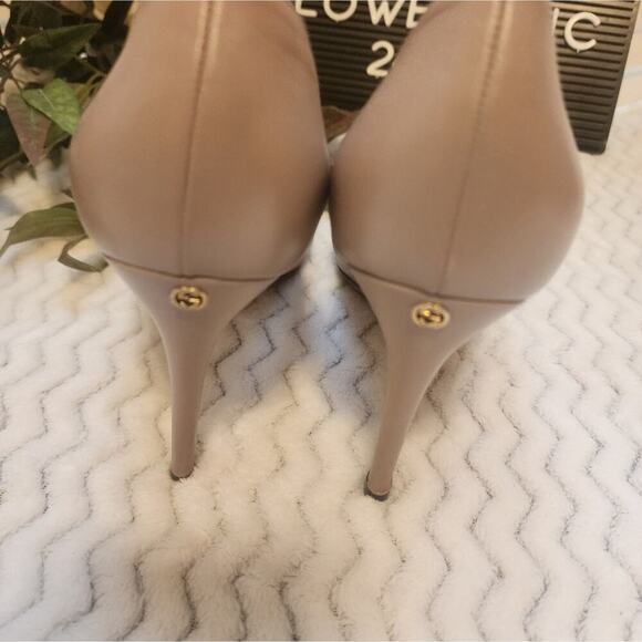 GUCCI BEIGE LEATHER PUMP SIZE 40 WITH BOX & DUSTBAG - Picture 3 of 14